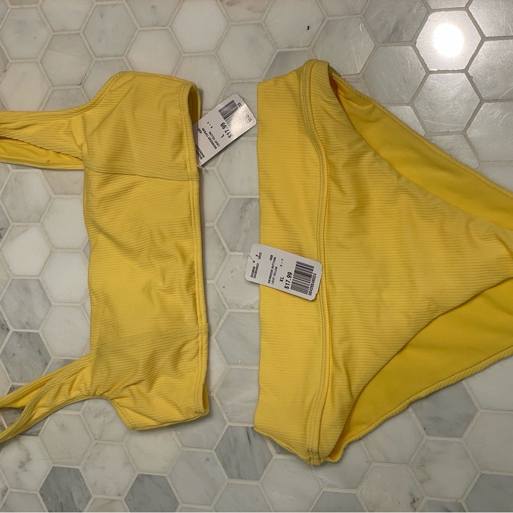 Yellow Bikini Set - Picture 4 of 4